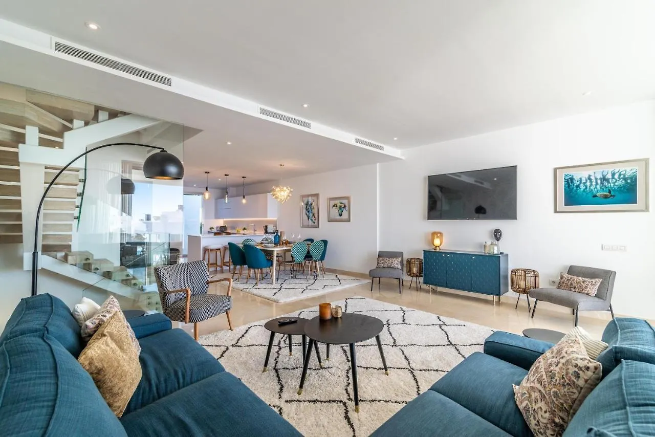 Casa Isabel: Luxury Condo with Private Infinity Pool Marbella