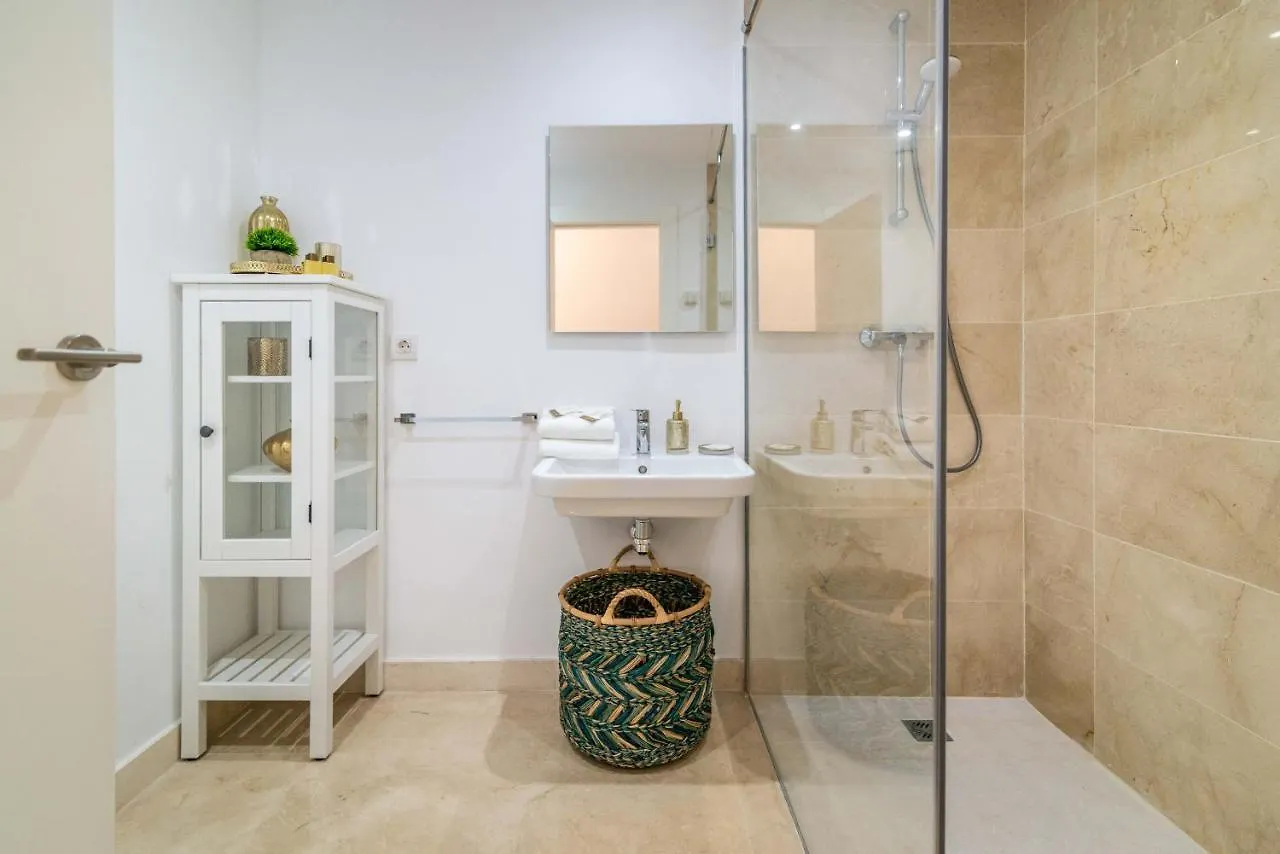 Holiday home Casa Isabel: Luxury Condo with Private Infinity Pool Marbella