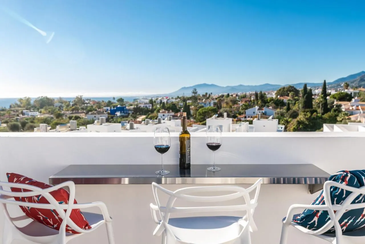 Casa Isabel: Luxury Condo with Private Infinity Pool Marbella