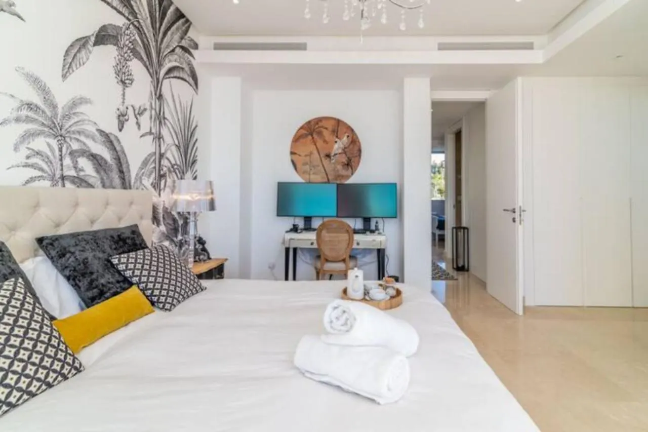 Holiday home Casa Isabel: Luxury Condo with Private Infinity Pool Marbella Spain