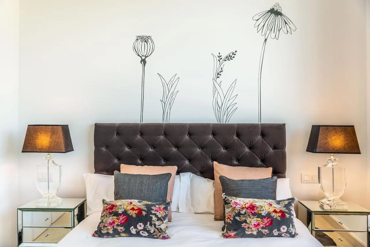 Holiday home Casa Isabel: Luxury Condo with Private Infinity Pool Marbella Spain