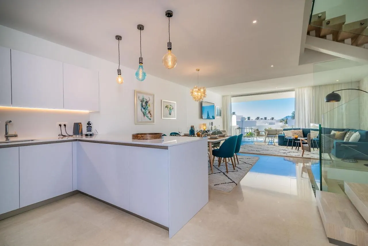 Holiday home Casa Isabel: Luxury Condo with Private Infinity Pool Marbella